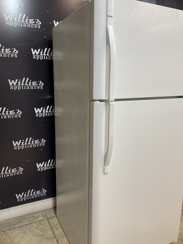 Kenmore Used Refrigerator Top and Bottom 30x65 1/2” 