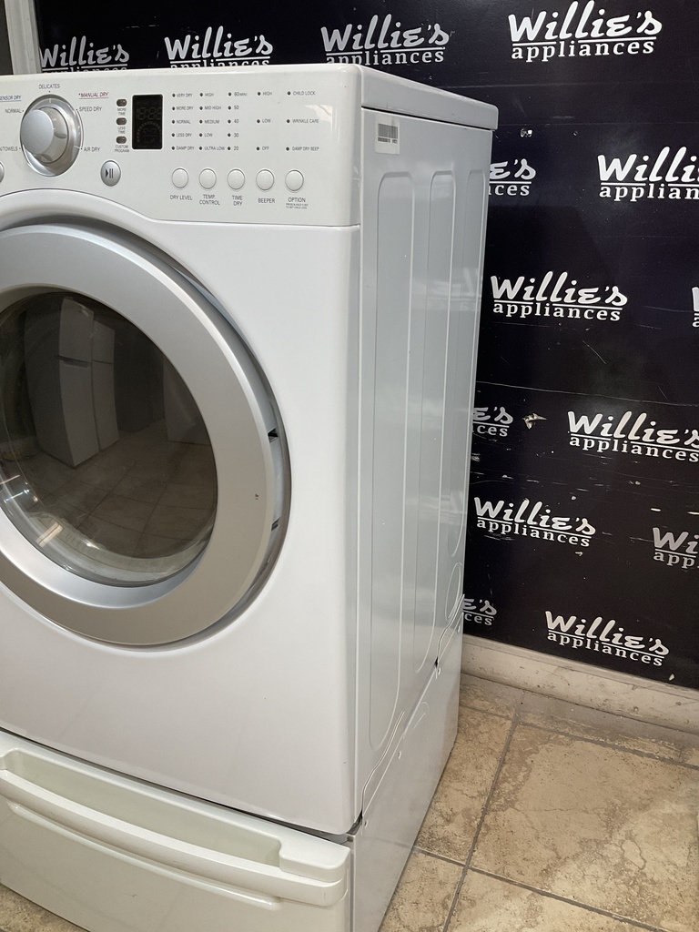 Lg Used Electric Dryer 220volts (30 AMP) 27inches {3 prong} 