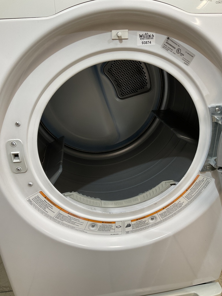 Lg Used Electric Dryer 220volts (30 AMP) 27inches {3 prong} 