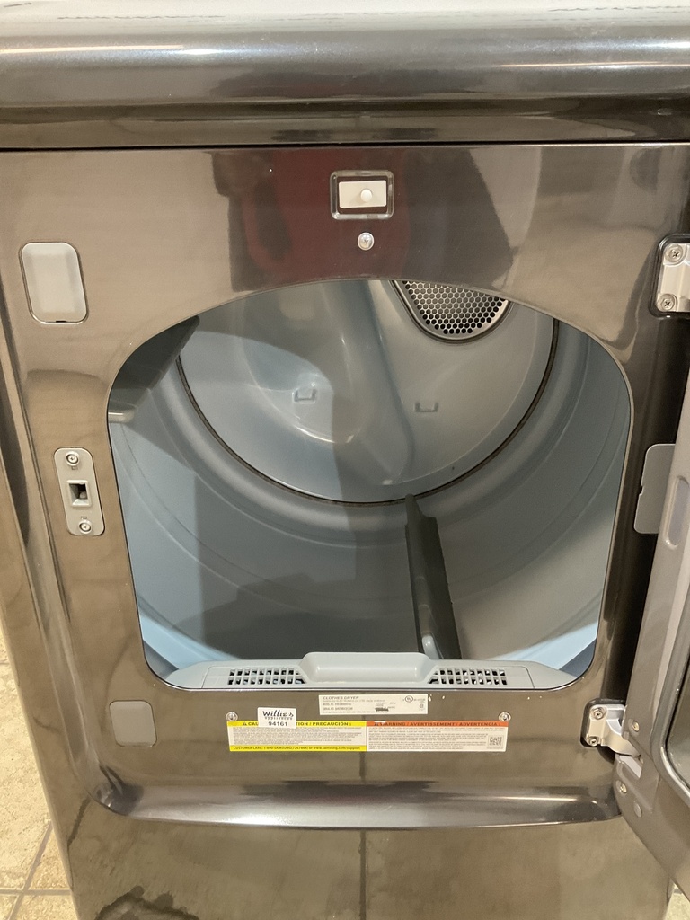 Samsung Used Electric Dryer 220volts (30 AMP) 27inches {3 prong} 