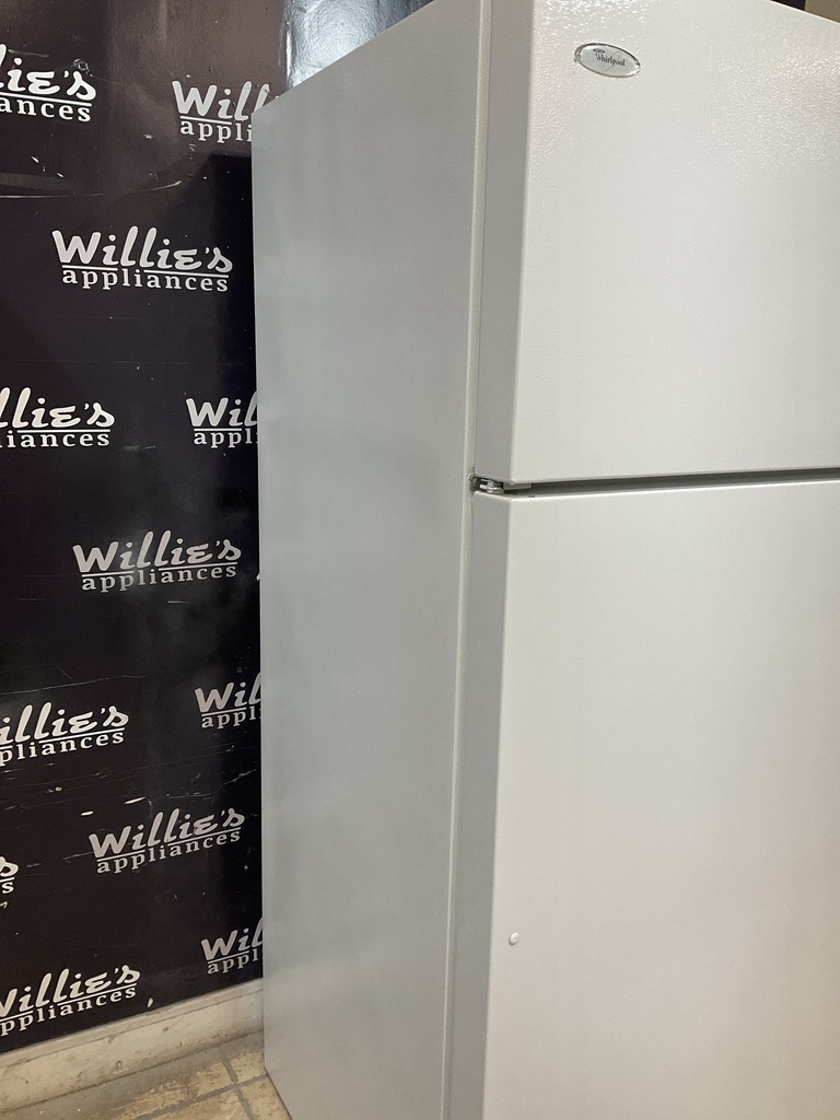 Whirlpool Used Refrigerator Top and Bottom 28x67 1/2” 