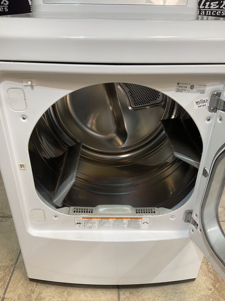 Lg Used Electric Dryer 220volts (30 AMP) 27inches {4 prong} 