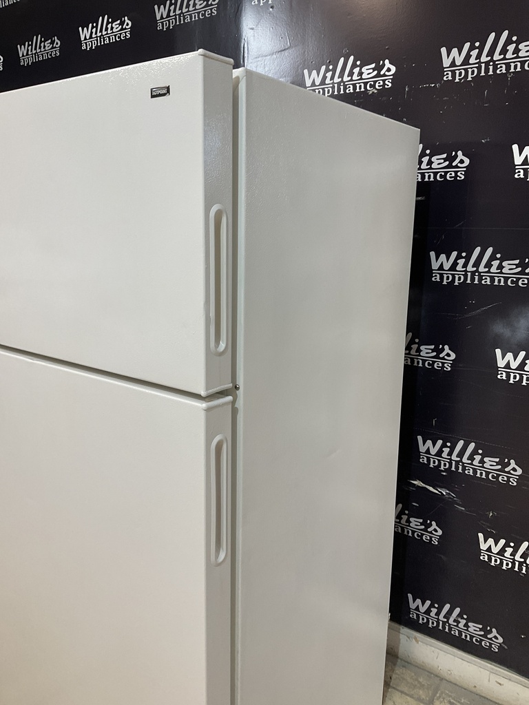 Hotpoint Used Refrigerator Top and Bottom 28x61 1/2” 