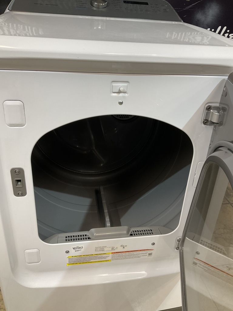 Samsung Used Electric Dryer 220volts (30 AMP) 27inches {3 prong} 