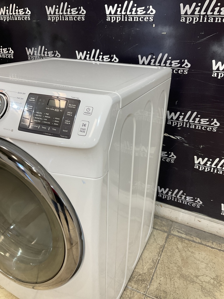 Samsung Used Electric Dryer 220volts (30 AMP) 27inches {4 prong} 