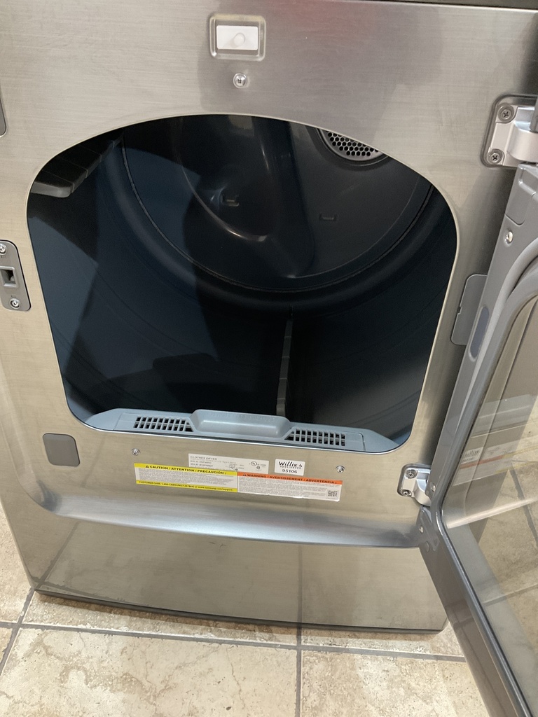 Samsung Used Electric Dryer 220volts (30 AMP) 27inches {no cord} 