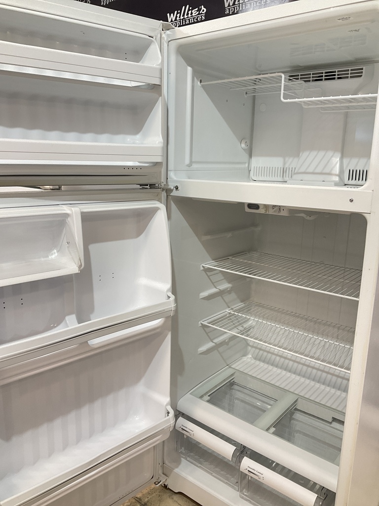 Ge Used Refrigerator Top and Bottom 28x64 1/2” 
