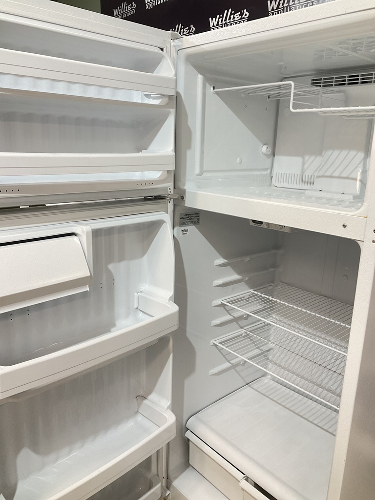 Ge Used Refrigerator Top and Bottom 28x67 1/2” 