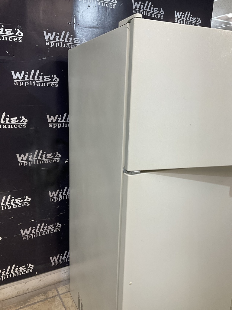 Whirlpool Used Refrigerator Top and Bottom 30x65 1/2” 