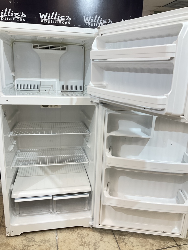 Hotpoint Used Refrigerator Top and Bottom 28x61 1/2” 