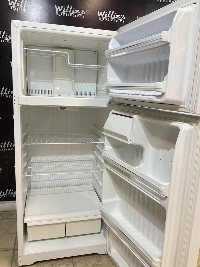 Ge Used Refrigerator Top and Bottom 28x67 