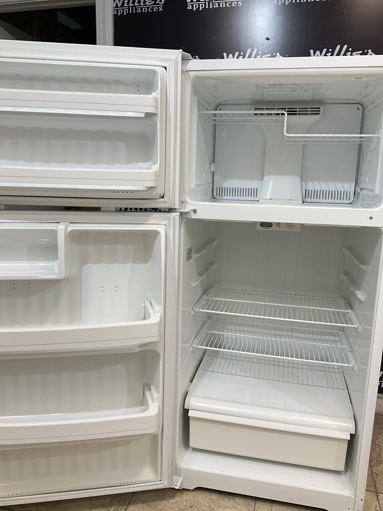 Hotpoint Used Refrigerator Top and Bottom 28x61 1/2” 