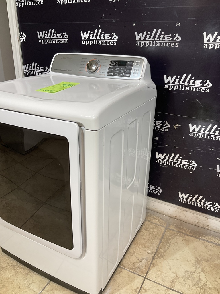 Samsung Used Electric Dryer 220volts (30 AMP) 27inches {4 prong} 