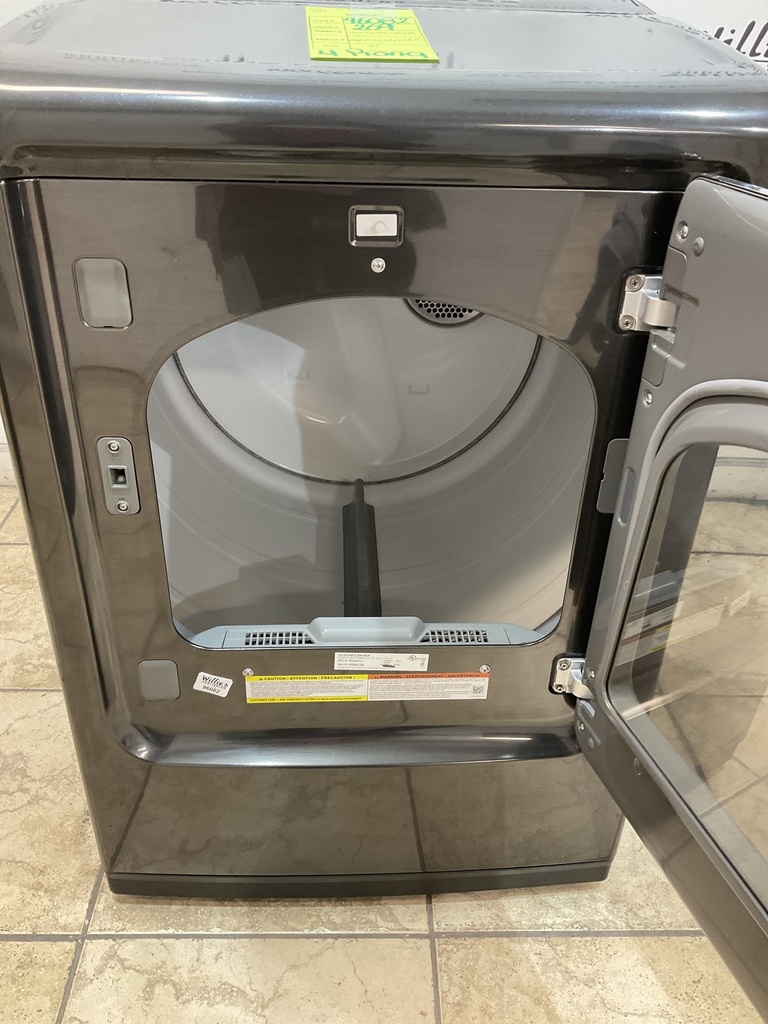 Samsung Used Electric Dryer 220volts (30 AMP) 27inches {4 prong} 