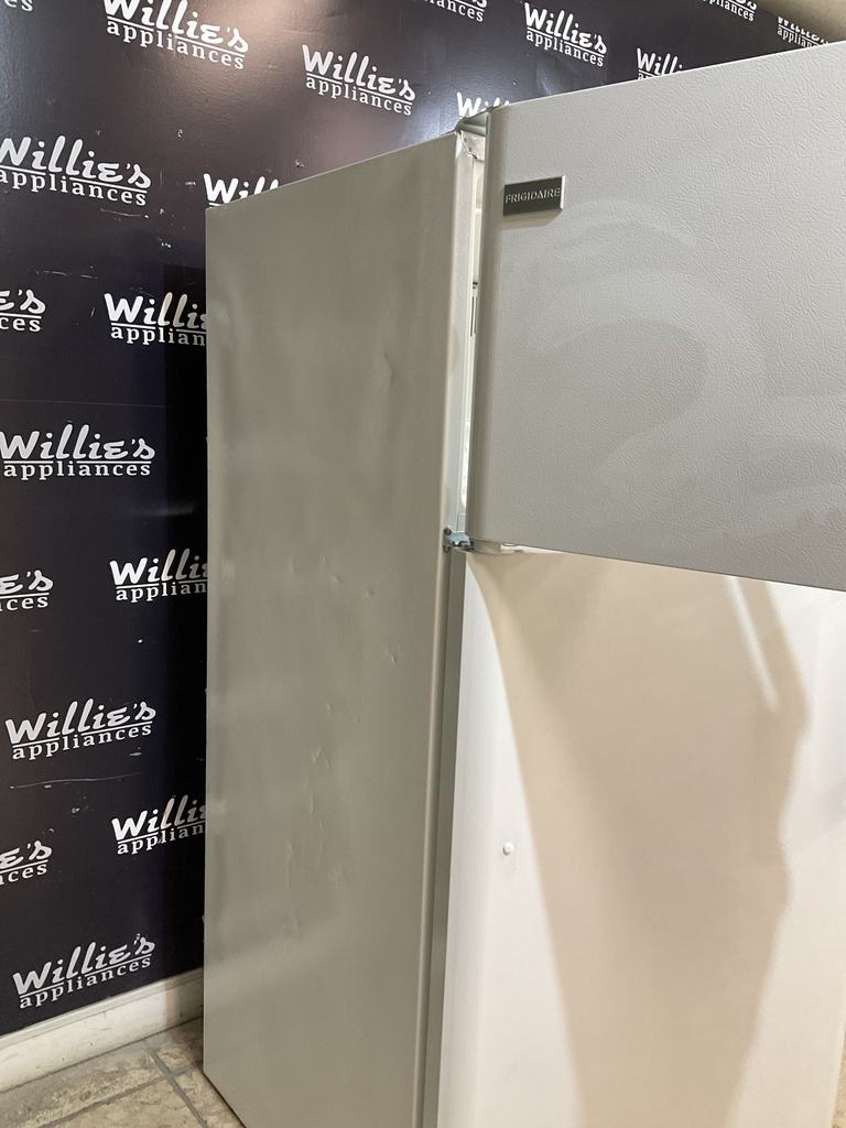 Frigidaire Used Refrigerator Top and Bottom 30x65 1/2” 