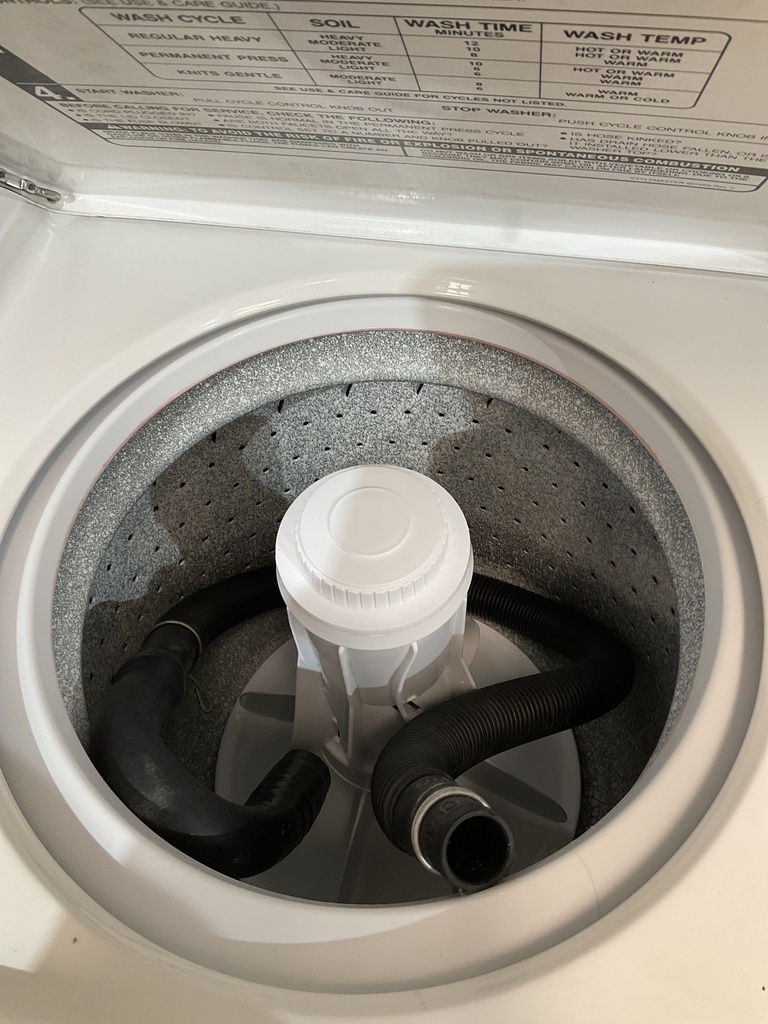 Whirlpool Used Electric Unit Stackable 220volts (30 AMP)  24x71 {3 prong} 