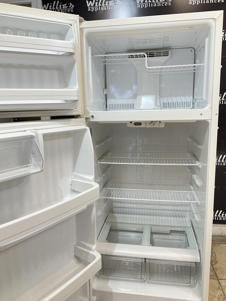 Ge Used Refrigerator Top and Bottom 28x64 1/2” 