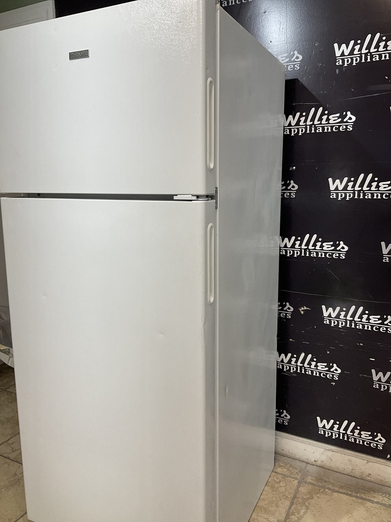 Hotpoint Used Refrigerator Top and Bottom 28x66 1/2” 
