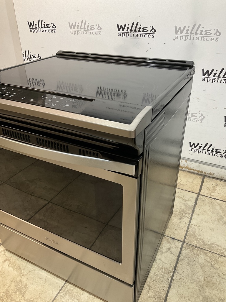 Whirlpool Used Electric Stove 220volts (40/50 AMP) 30inches { no cord} 