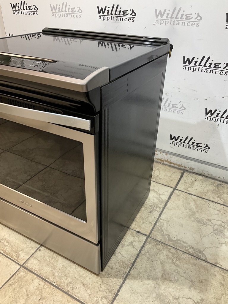 Whirlpool Used Electric Stove 220volts (40/50 AMP) 30inches {no cord} 
