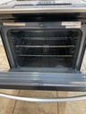Whirlpool Used Electric Stove 220volts (40/50 AMP) 30inches {4 prong} 