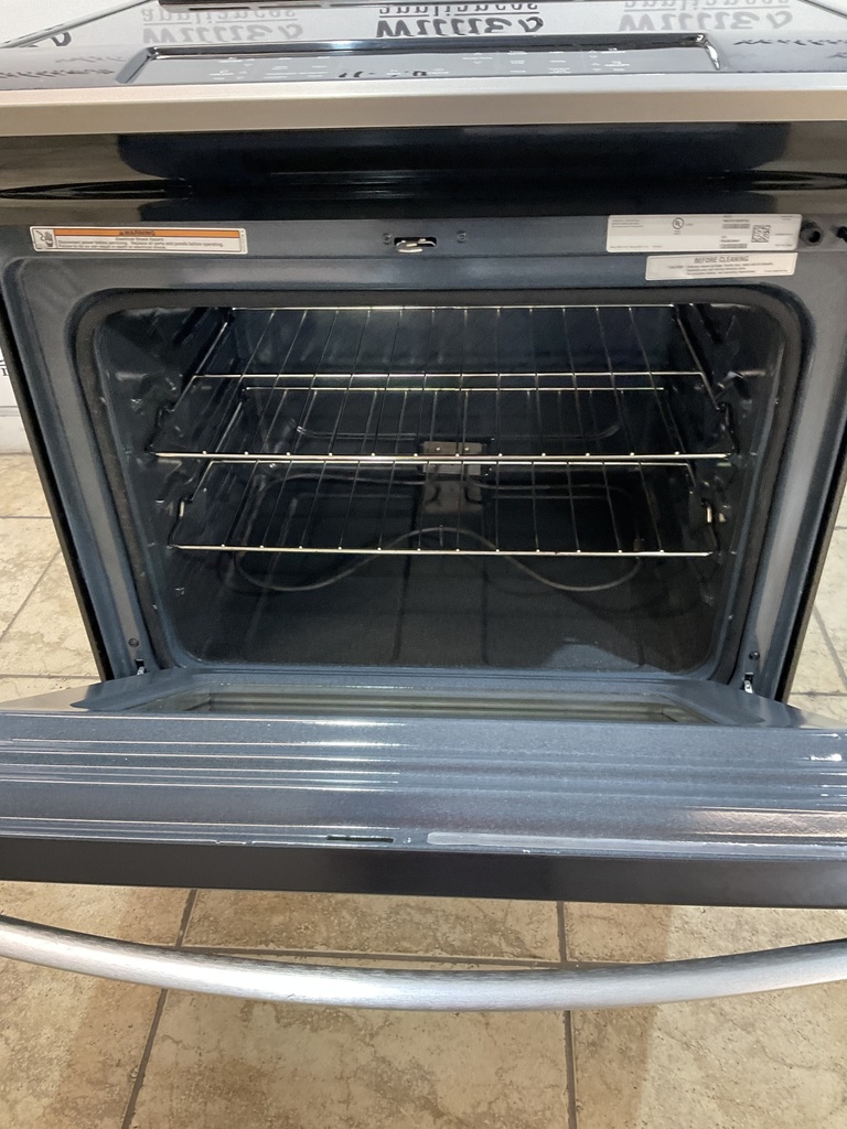Whirlpool Used Electric Stove 220volts (40/50 AMP) 30inches {4 prong} 