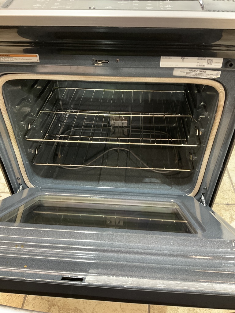 Whirlpool Used Electric Stove 220volts (40/50 AMP) 30inches {4 prong} 