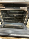 Whirlpool Used Electric Stove 220volts (40/50 AMP) 30inches {4 prong} 