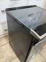 Whirlpool Used Electric Stove 220volts (40/50 AMP) 30inches {3 prong} 