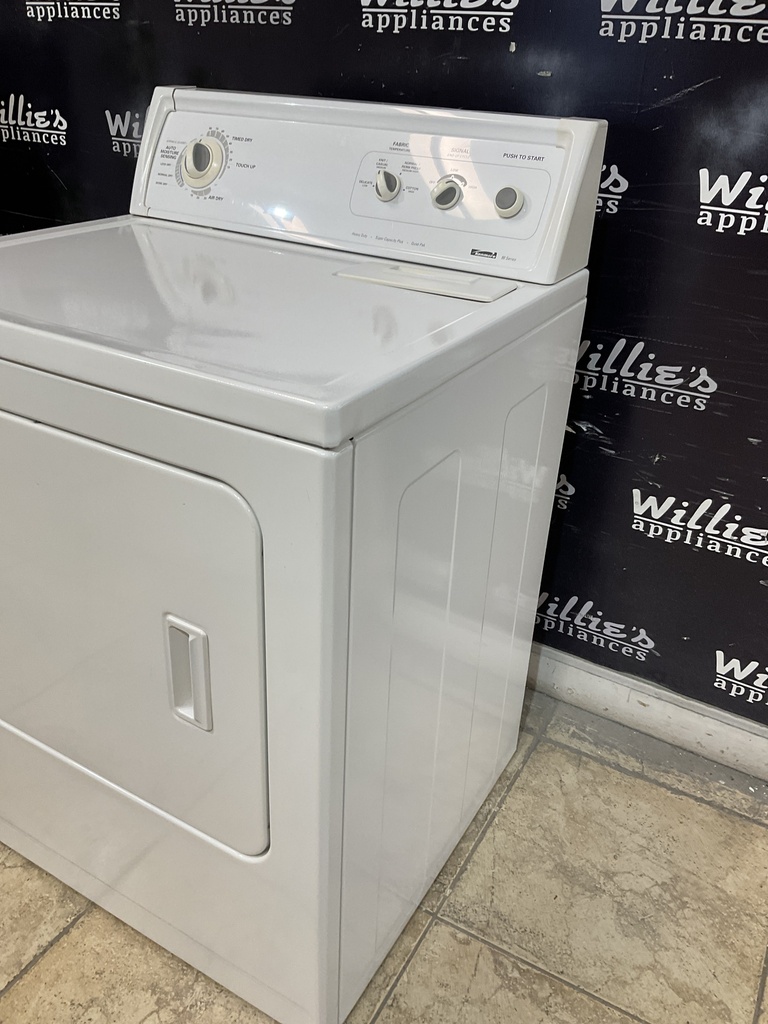 Kenmore Used Electric Dryer 220volts (30 AMP) 29inches {3 prong} 