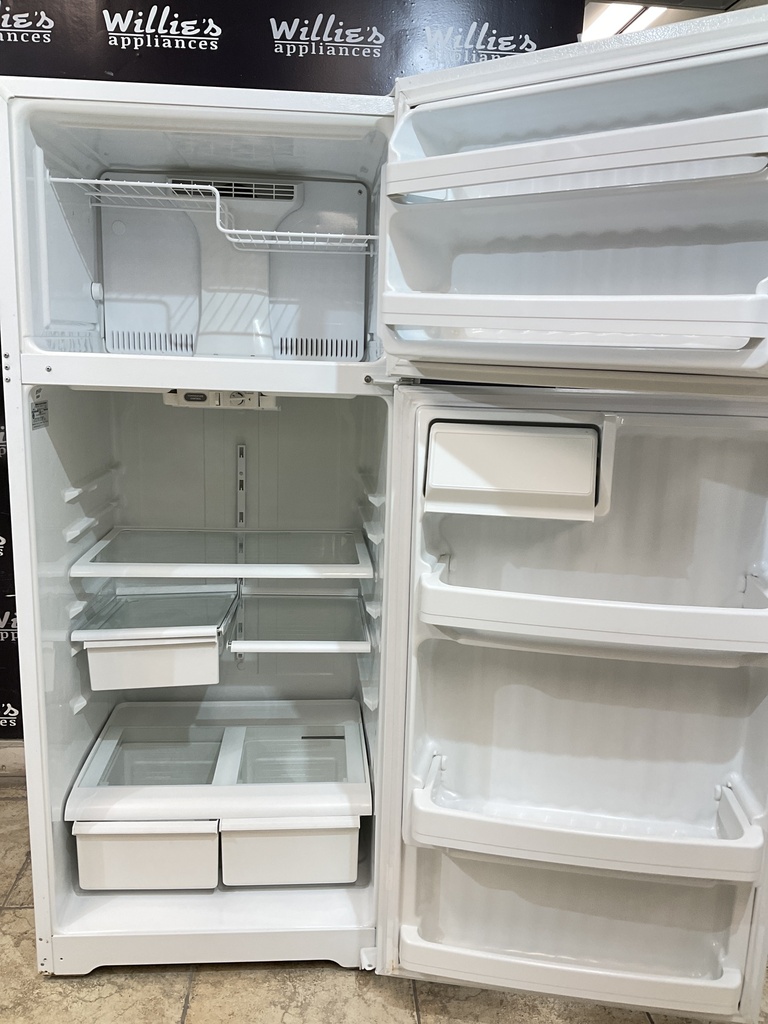 Ge Used Refrigerator Top and Bottom 28x67 