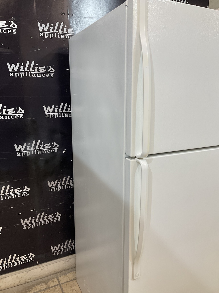 Whirlpool Used Refrigerator Top and Bottom 30x65 1/2’ 