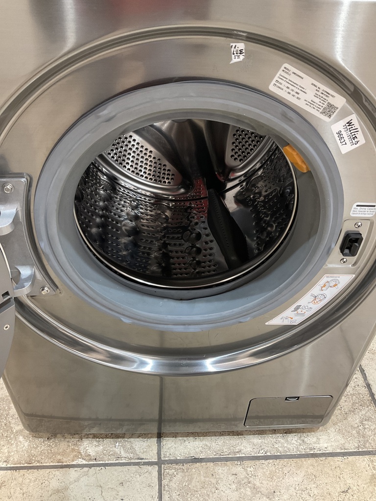 Lg Used Combo Washer/Dryer 23 1/2” 