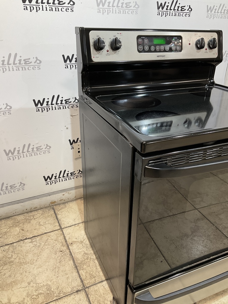 Hotpoint Used Electric Stove 220volts (40/50 AMP) 30inches {4 prong} 