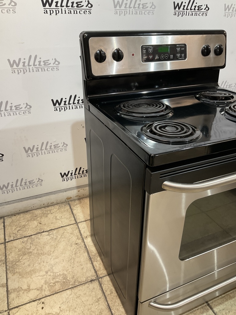 Ge Used Electric Stove 220volts (40/50 AMP) 30inches {3 prong} 