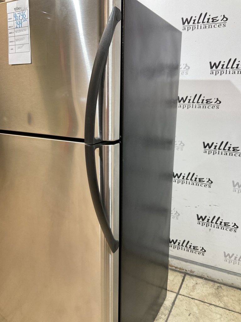 Frigidaire Used Refrigerator Top and Bottom 30x65 1/2” 