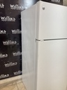 Ge Used Refrigerator Top and Bottom 28x64 