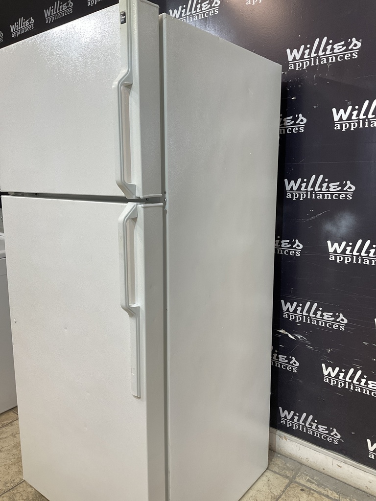 Hotpoint Used Refrigerator Top and Bottom 28x67 
