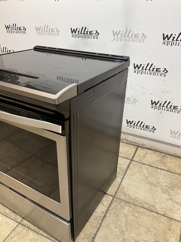 Whirlpool Used Electric Stove 220volts (40/50 AMP) 30inches {4 prong} 