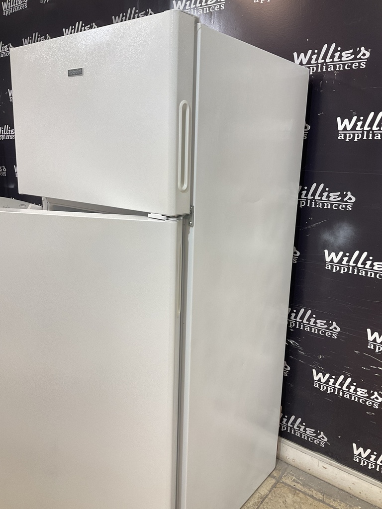 Hotpoint Used Refrigerator Top and Bottom 28x66 1/2” (White) 