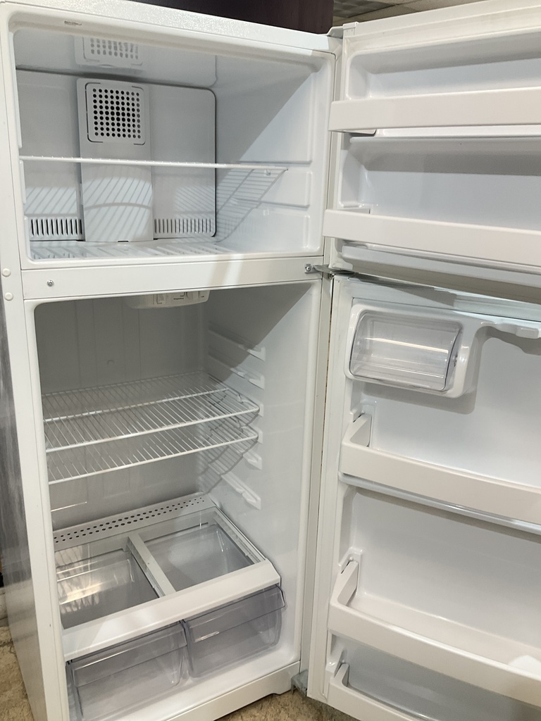 Hotpoint Used Refrigerator Top and Bottom 28x66 1/2” (White) 