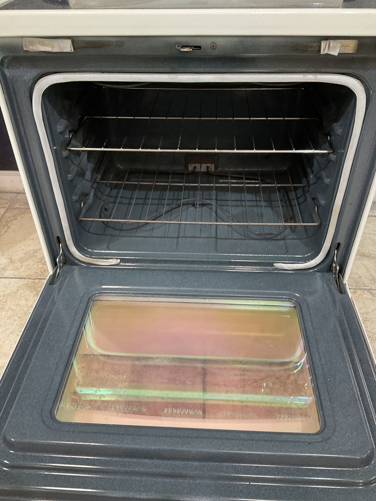 Whirlpool Used Electric Stove 220volts (40/50 AMP) 30inches {no cord} (Bisque) 