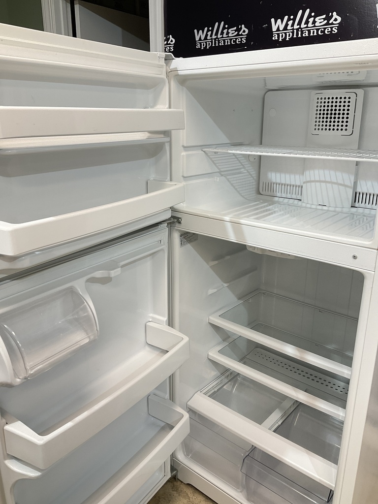 Ge Used Refrigerator Top and Bottom 28x61 