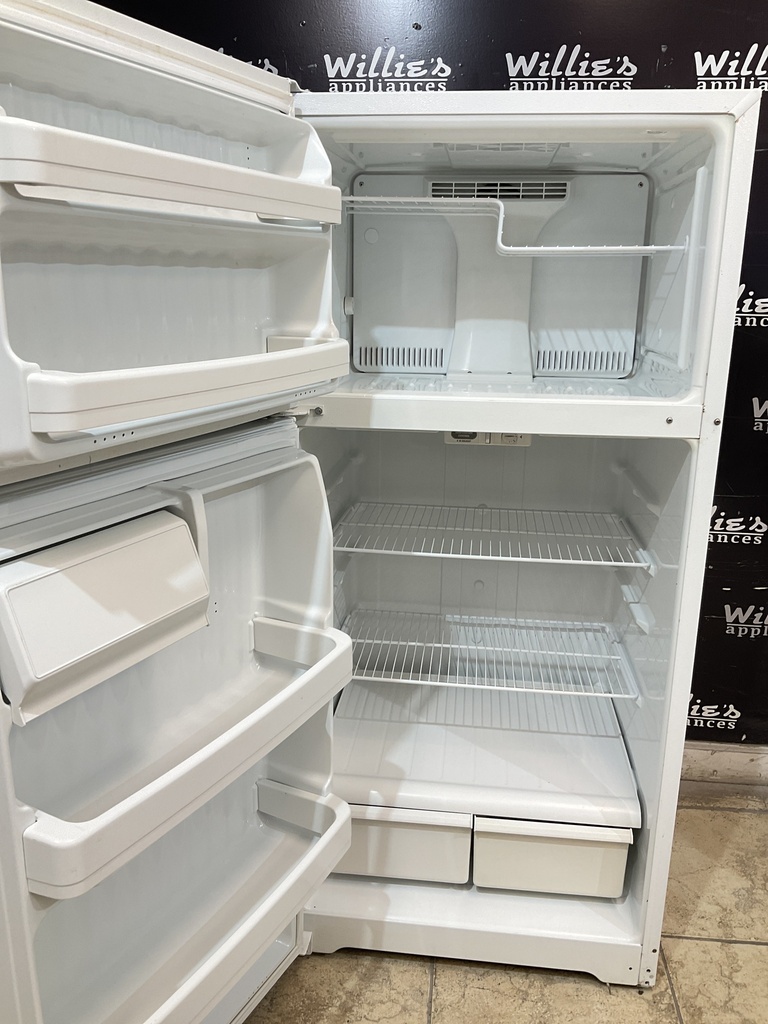 Hotpoint Used Refrigerator Top and Bottom 28x61 1/2” 