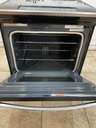 Whirlpool Used Electric Stove 220volts (40/50 AMP) 30inches {4 prong} (Stainless Steel) 