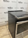 Whirlpool Used Electric Stove 220volts(40/50 AMP) 30inches {4 prong} (Stainless Steel)