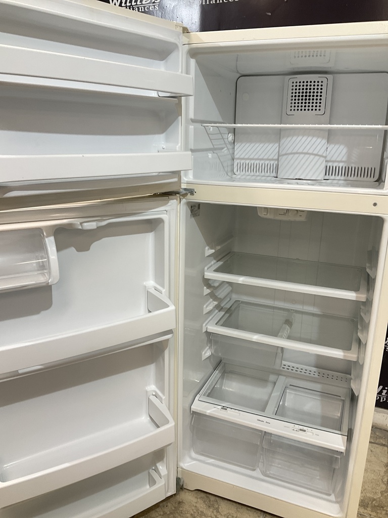Ge Used Refrigerator Top and Bottom 28x67 (Bisque)