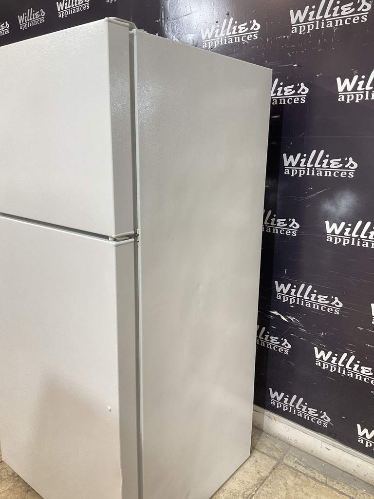 Hotpoint Used Refrigerator Top and Bottom 28x 61 1/2” 
