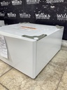 Lg Used Pedestal 27inches (White) 