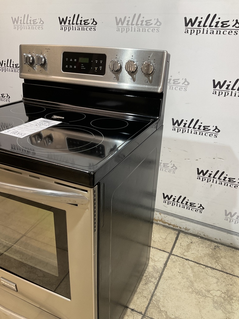 Frigidaire Used Electric Stove 220volts (40/50 AMP) 30inches {3 prong} (Stainless Steel) 